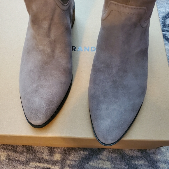 LUCKY BRAND Genuine Suede Boots Womens NIB - Picture 2 of 7